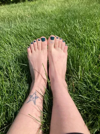 OnlyFans cuenta feetandweedandnature avatar 1