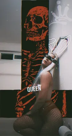 OnlyFans cuenta queenswallower avatar 1