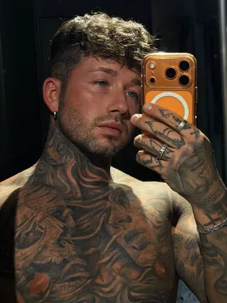 OnlyFans of edleoxxx