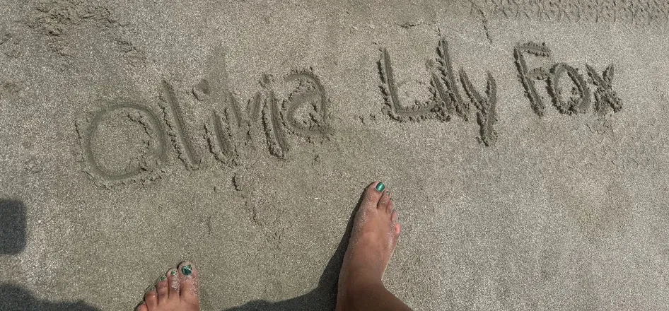 OnlyFans cuenta olivialilyfox header 2