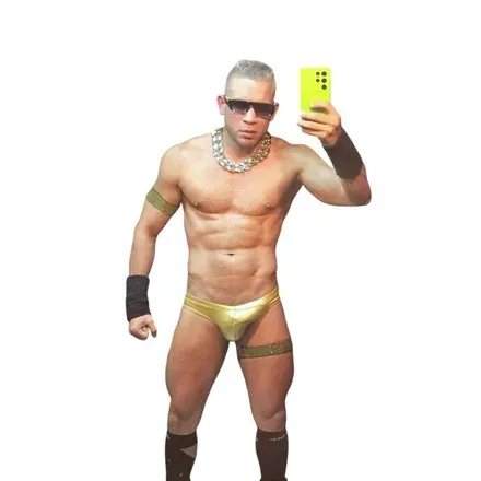OnlyFans cuenta vikganyellx avatar 1