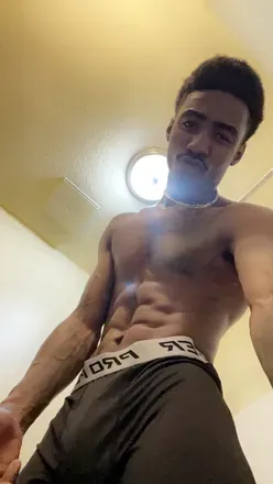 OnlyFans account  darkchocolatedropp avatar 1