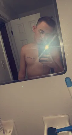 OnlyFans cuenta isaiahcxmmingsx header 2