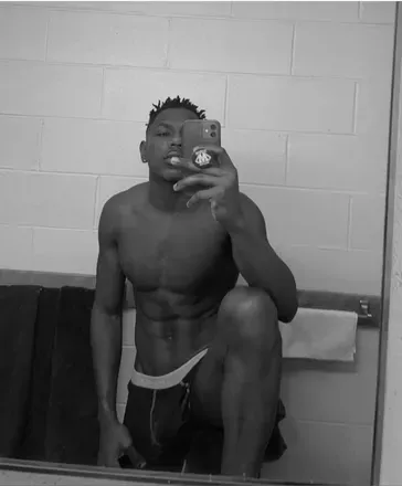 OnlyFans account  deeeshaaawn header 2