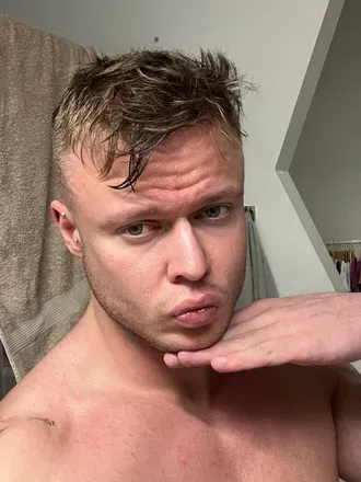OnlyFans of ukgymboy