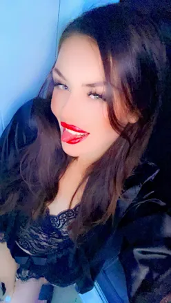 OnlyFans cuenta omgitsjx1 header 2