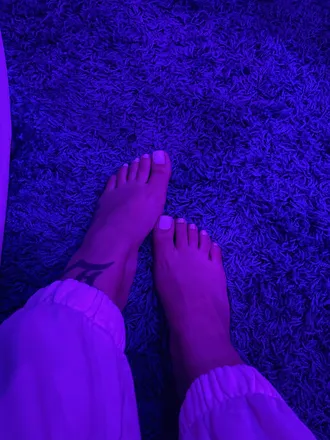 OnlyFans cuenta helovenomi header 2