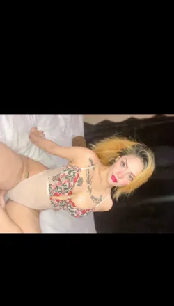 OnlyFans cuenta ivymar26 header 2