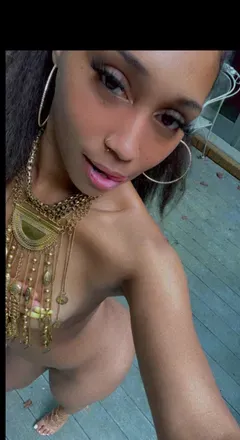 OnlyFans cuenta sparklebaybee avatar 1
