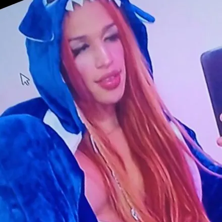OnlyFans cuenta alejaxdoll8 header 2