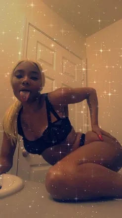 OnlyFans account  tiny03 header 2