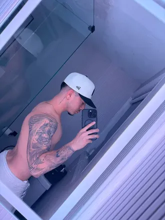 OnlyFans account  toptier_1000 avatar 1