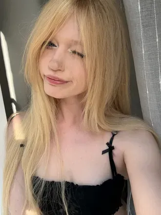 OnlyFans of mollycodle