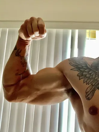 OnlyFans account  num1stunner header 2