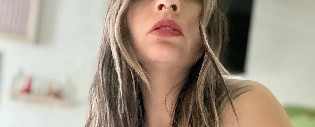 OnlyFans cuenta jenn0213 header 2