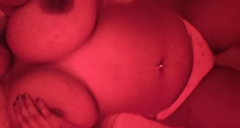 OnlyFans account  saillvx header 2
