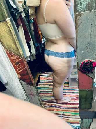 OnlyFans cuenta spicymom10 header 2