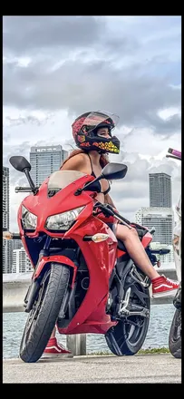 OnlyFans cuenta little.bad.wolf header 2