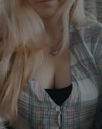 OnlyFans cuenta georgia_leighxo avatar 1