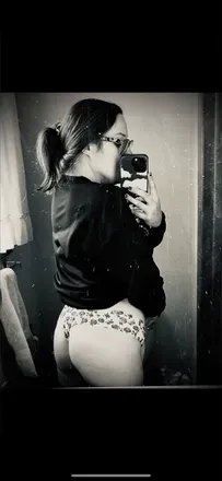 OnlyFans cuenta mickamae avatar 1