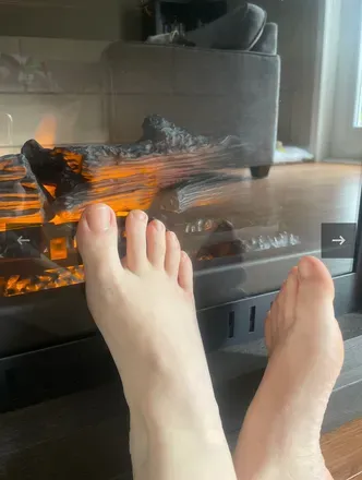 OnlyFans cuenta canadiancoldfeet header 2