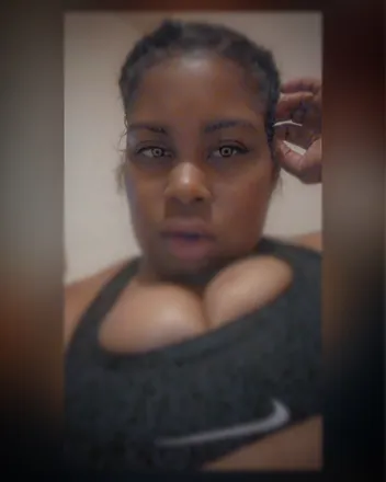 OnlyFans cuenta juiicyhaitianlips94 header 2
