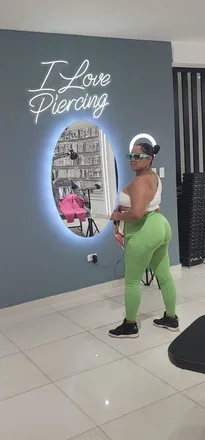 OnlyFans cuenta carlota1414 header 2