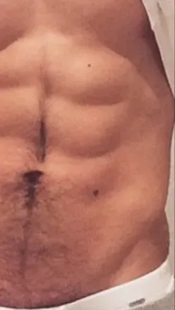 OnlyFans cuenta nostringslondon header 2