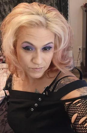 OnlyFans account  sonyasayssoxoxo header 2