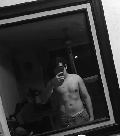 OnlyFans account  danieloms avatar 1