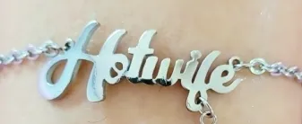 OnlyFans cuenta devianthotwife header 2