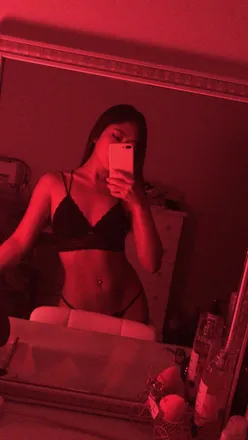 OnlyFans cuenta lanagucci header 2