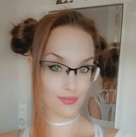 OnlyFans cuenta bedheadbella avatar 1