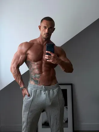 OnlyFans of charlielondon
