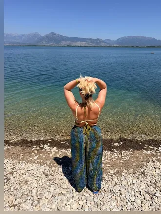 OnlyFans account  ibivywilde header 2