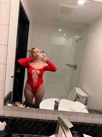 OnlyFans of itstrulyyuri