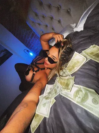 OnlyFans cuenta shul1ta header 2