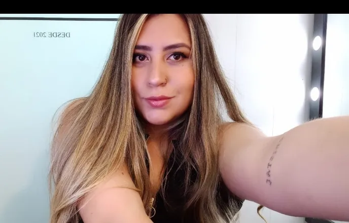 OnlyFans cuenta lupe_santana header 2
