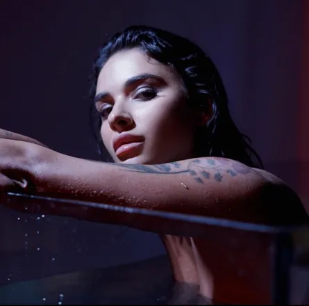 OnlyFans cuenta oliavino header 2