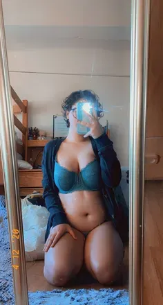OnlyFans cuenta honeytheenby avatar 1