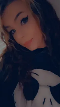 OnlyFans cuenta kararaven avatar 1