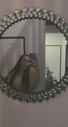 OnlyFans account  thescarlettrosexo header 2