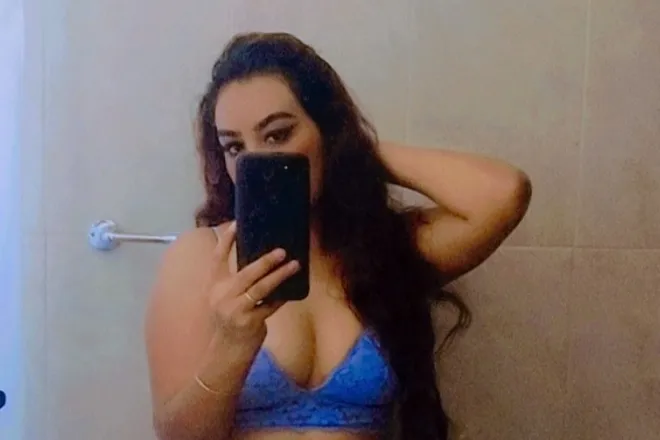 OnlyFans cuenta carcaz26 header 2