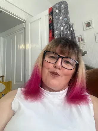OnlyFans cuenta beginner-lonelyhousemum avatar 1