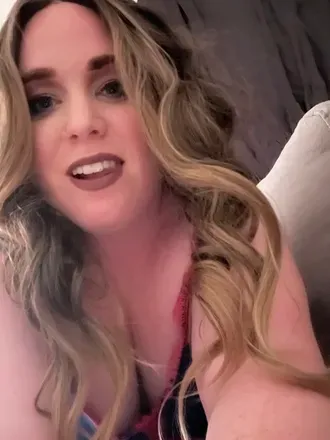 OnlyFans account  harlottscarlott avatar 1