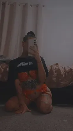 OnlyFans account  rosebugg avatar 1