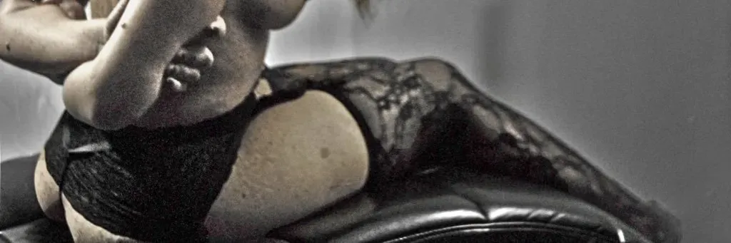 OnlyFans cuenta subcorrine header 2