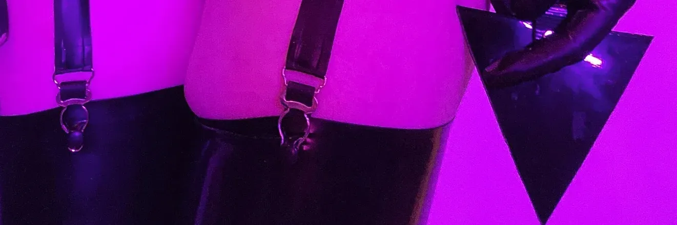 OnlyFans cuenta pocketdevil header 2