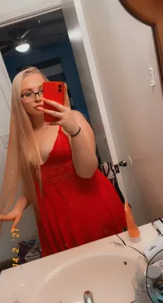 OnlyFans account  queenam77 avatar 1