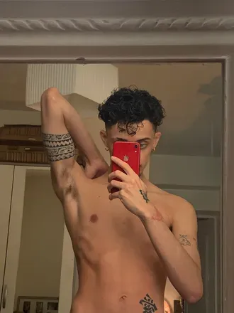 OnlyFans cuenta boifromnowhere avatar 1